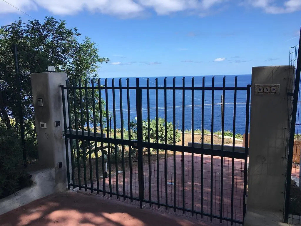 La Casuzza Dei Re Villa Malfa  0*, Malfa (Salina)